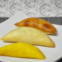 Empanada Venezolana de Pollo · 