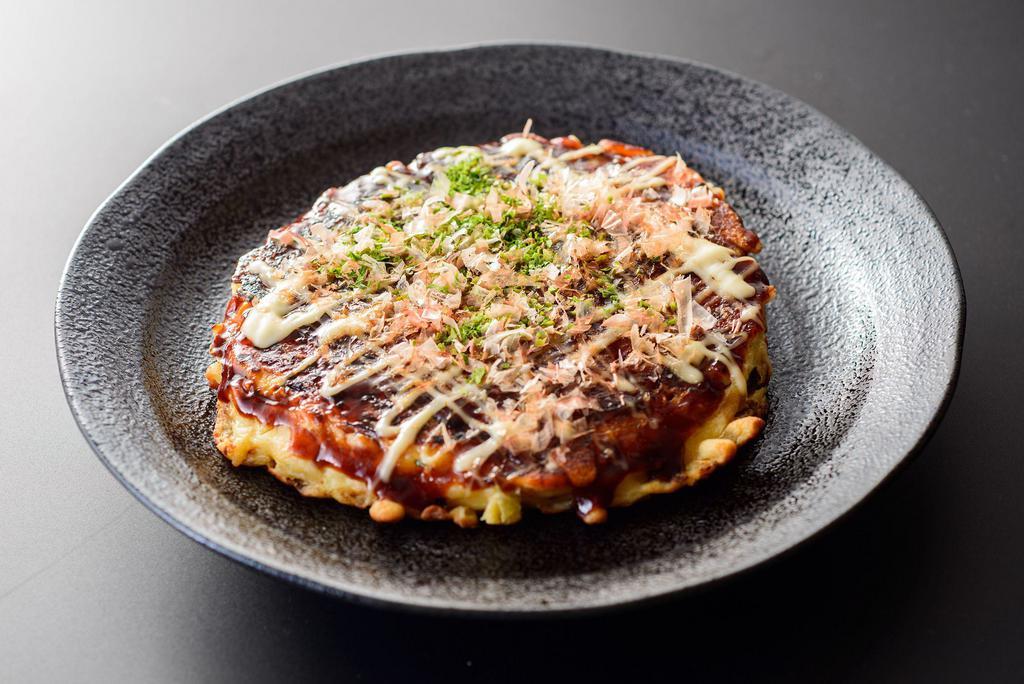 Okonomiyaki 大阪烧 · Japanese style vegetable pancake 日式蔬菜煎饼