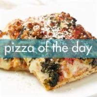 meat pizza of the day · smoked bacon, marinated tomato, caramelized onions, garlic cream (w/o nuts)