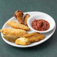 Sampler Platter · 2 Wings, 2 Tenders, 2 Cheese Stix and 2 Jalapeno Poppers.