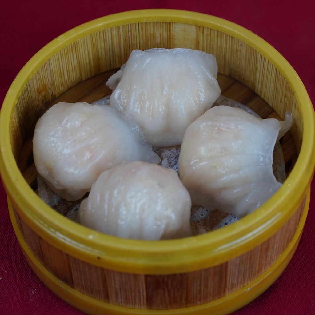 Steamed Shrimp Dumpling (Har Gow) 虾饺 · 