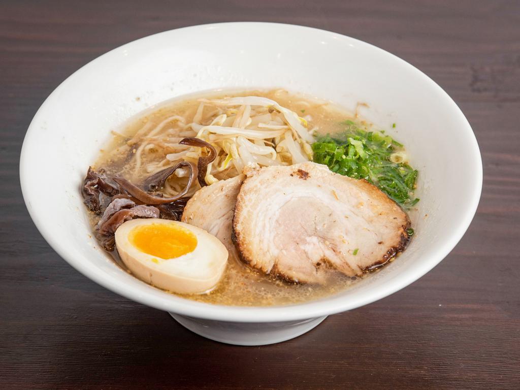 Tanaka Combo · Pork and chicken broth: pork chashu, kikurage, spicy bean sprouts, green onion, 1/2 seasoned egg, served with thin noodles.