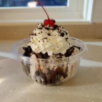 Oreo Delight Sundae · Oreo ice cream, hot fudge, topped with oreo cookie crumbles.
