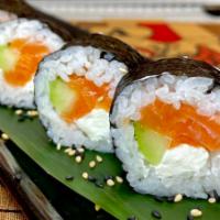ORIGINAL Philli- Roll · salmon, cream cheese, cucumber, sesame seeds