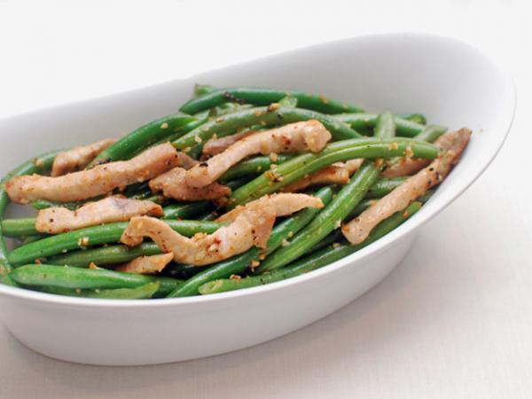 Chicken with String Beans · Served with white rice.
