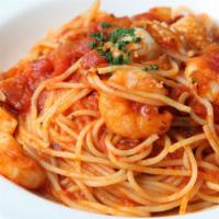 114. Spaghetti con Camarones en Salsa Roja · Spaghetti shrimp in red sauce.