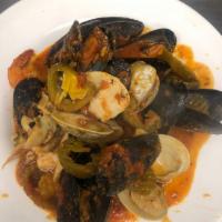 App Hot Seafood Antipasto · Shrimp, Scungilli, Calamari, Clams & Mussels in a Hot Fra Diavolo Sauce with Sliced Cherry P...