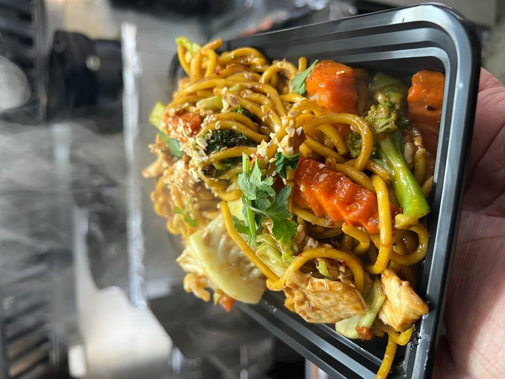 Yakisoba Nooddle · Yakisoba stir fried with egg, carrots, cabbage, bell pepper, green onion and sweet chili sauce.