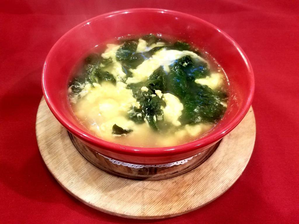 Stracciatella alla Romana Soup · Italian spinach egg drop.