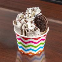 12 oz. Yolo Ice Cream · Cookies and cream ice cream, whipped cream, Oreo.