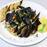 Black Mussels Dinner · Lemongrass and ginger sauce or marinara sauce.