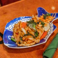 Spicy Drunken Noodles · Despite the name, there’s no alcohol in here. Life is full of surprises.