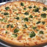 Chicken Broccoli Pizza · 