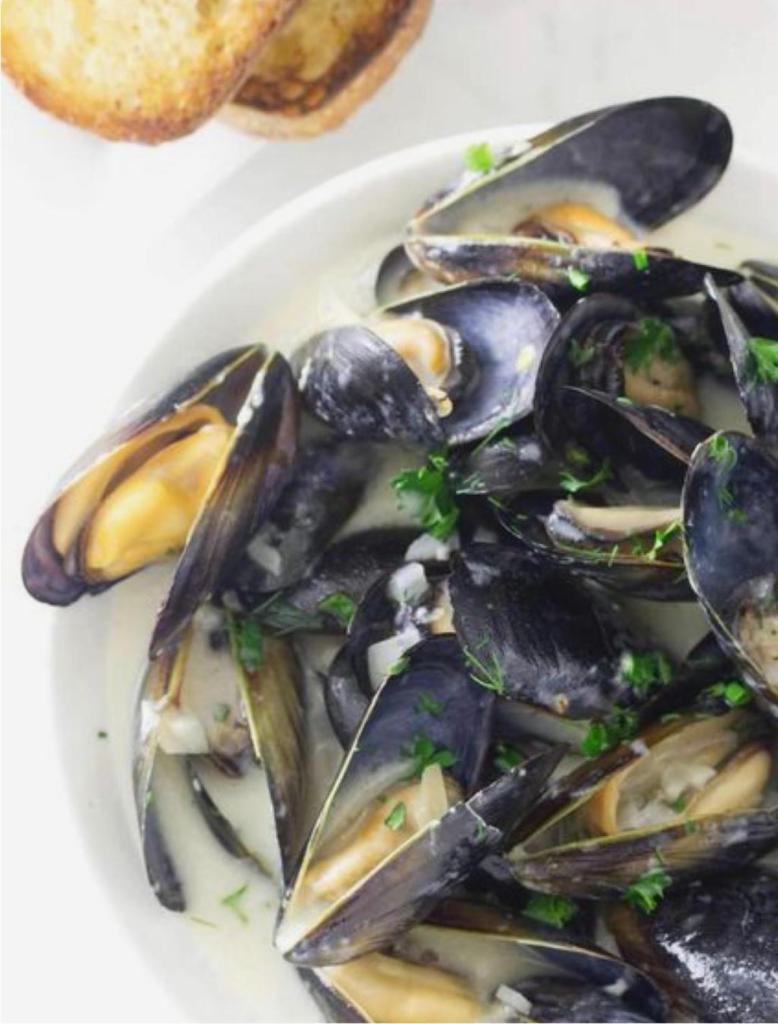 Pasta and Mussels · Served with choice of pasta, choice of sauce, bread and butter and Romano cheese.
