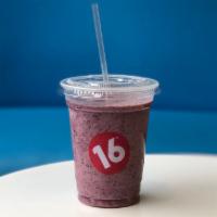 Brr Berry Smoothie · Strawberries, blueberries and raspberries