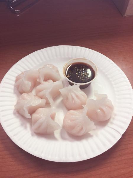 15b. 8 Har Gow/虾饺 · Dim sum shrimp dumpling. 