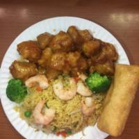 31.  General Tso's Chicken左宗鸡 · Served with pork fried rice and an egg roll. Hot and spicy.