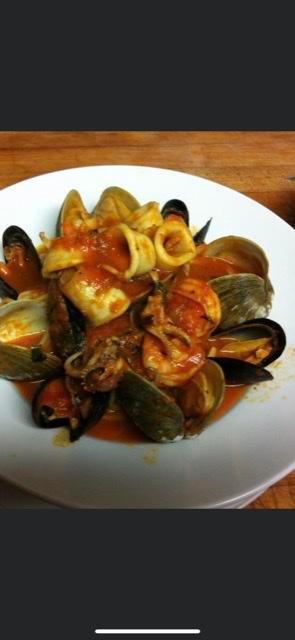 Fruta Di Mare · Shrimp; Clams .Calamari & Mussels  served .Marinara Sauce. Hot or Sweet.  Served  Linguini Pasta.