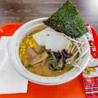 Veggie Ramen · Shoyu or miso broth, tofu,  spanich, corn, bamboo, bean sprouts, kikurage, and green onion. 