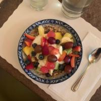 Housemade Granola · greek yoghurt, fresh seasonal fruit, honey drizzle