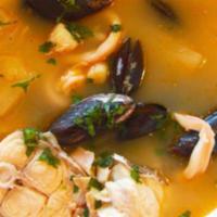 Sopa de mariscos · Seafood soup ... only available on Fridays