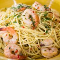 Linguini con Camarones · Linguini with shrimp. Served with red or white sauce or Alfredo sauce.