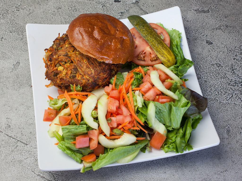 HB1. Vegan Burger · Kale, peas, carrots, corn, yellow squash, zucchini, chickpeas and hand breadcrumb.