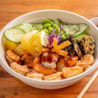 Yuzu Scallop & Shrimp · 2 Scallops, 4 Shrimps, Cucumber, Edamame, Sweet Onion, Green Onion,  Red Cabbage, Seaweed Sa...