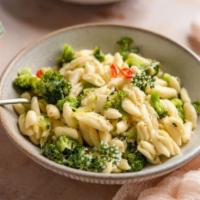CAVATELLI W/ BROCCOLI · Cavatelli pasta tossed w/ broccoli garlic & oil
