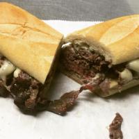 Roast Beef Cold Sandwich · Sandwich with thinly sliced beef that has been cooked over a dry heat. 