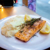 Roasted salmon and 1 side · Our salmon is from the Faroe Islands is renowned for its superior quality and taste. 
We roa...