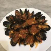 Mussels Marinara · 