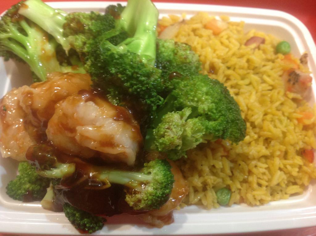 C10. Shrimp with Broccoli Combo Platter · Served with an egg roll and roast pork fried rice. 