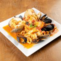Giovanni Seafood · Shrimp, mussels, calamari and clams in marinara sauce.