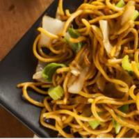 Vegetable Lo Mein 蔬菜捞面 · 