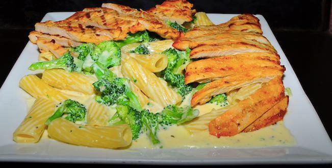 Rigatone with Broccoli and Chicken · Choice of Alfredo or garlic sauce.