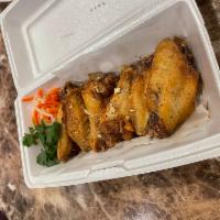 5. Fried Chicken Wings w/Fish Sauce (Canh Ga Chien Nuoc Mam) · 5 pieces.
