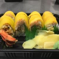 Super Lobster roll · Tempura lobster inside top with lobster salad and mango, served with mango sauce 