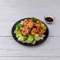 10. General Tso's Chicken · Chunks of boneless chicken sauteed in the Hunan sauce, broccoli on the side.  Hot and spicy.