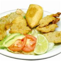Los Arquitos Combination · Combinacion los arquitos. 3 shrimps and 2 pza of fish. Choice of on the grill or breaded- fr...