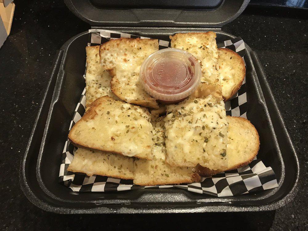 Garlic Cheese Bread · 
