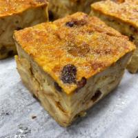Banana Bread Pudding · Made with lots of love. Pudin de banana. Served cold or warm.