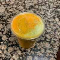 Slim juice · Celery, kale, cucumber, lemon, ginger, and orange juice.