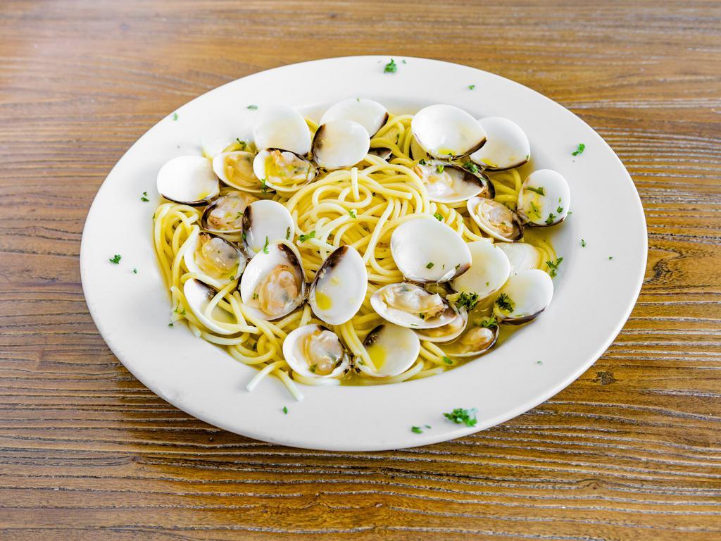 Clams White Pasta · Comes with white wine, garlic and olive oil.