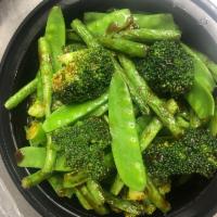 3 Greens Delight · Broccoli, String beans and Snow Peas. Served w. Rice