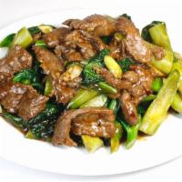 Sautéed Beef with Chinese Broccoli 唐芥蘭炒牛肉飯 · 