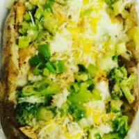 Chicken Broccoli Alfredo and Cheese Potato · Includes fresh green onions.