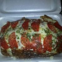 Darrins Pizza Potato · Served with ground beef, onions, peppers, pizza sauce, mozzarella and pepperoni. Includes fr...