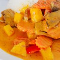 Pineapple Curry · Hot and spicy.