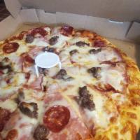 Meat Attack (The HODL) · Pepperoni, Italian sausage, Canadian bacon